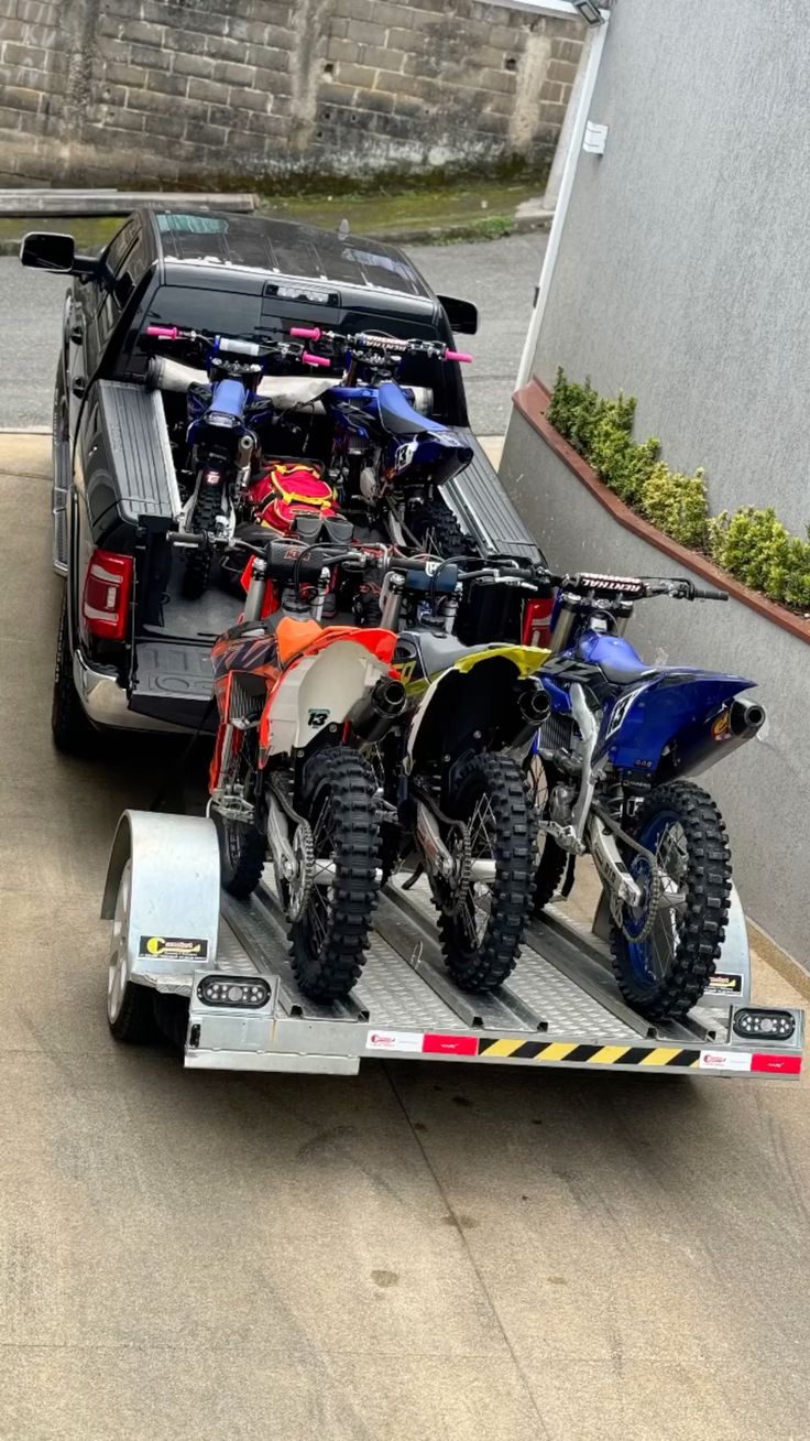 3cc5a45111cc8e62cbd4fb4aca0b5ea3